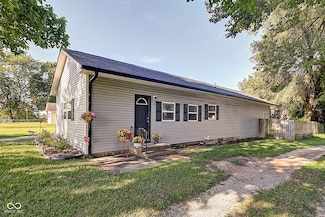 3828 Bluff Rd, Indianapolis, IN 46217