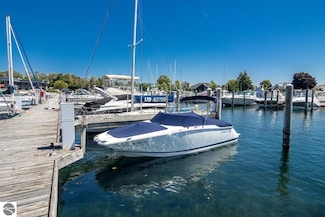 12755 S Marina Village Dr Unit 67, Traverse City, MI 49684