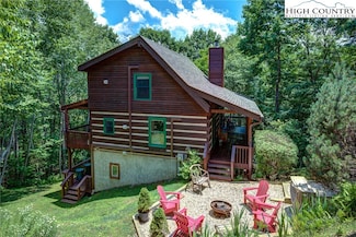 215 Hawks Bill Dr, Banner Elk, NC 28604