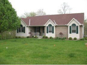 1448 Brindlestone Dr, Lawrenceburg, IN 47025