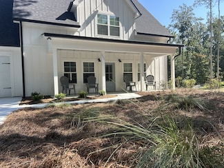 807 Hasty Ln, Estill Springs, TN 37330