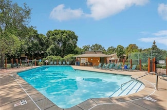 3720 Independence Ave S Unit 52, Saint Louis Park, MN 55426