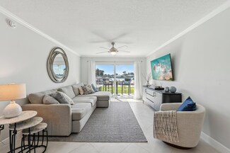 700 Pine Dr Unit 102, Pompano Beach, FL 33060