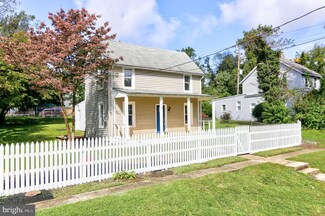 708 Washington Ave, Media, PA 19063