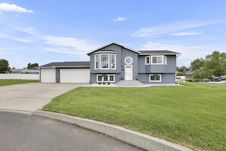 17421 N West Trail Ct, Colbert, WA 99005