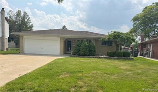 33555 Groth Dr, Sterling Heights, MI 48312