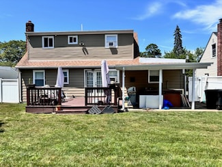 204 Beechwood Ave, Roosevelt, NY 11575