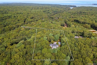 530 Hands Creek Rd, East Hampton, NY 11937
