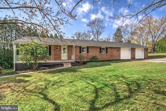 90 Wedgewood Cir, Etters, PA 17319