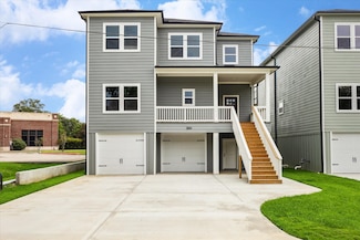3841 Water St, Dickinson, TX 77539