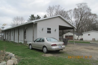 9284 Walter Ln, Jackson, MI 49201