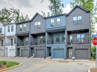 176 Chestnut Cir Unit 54, Atlanta, GA 30342