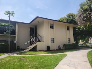 2050 Oleander Blvd Unit 11-202, Fort Pierce, FL 34950
