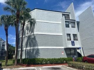 1720 N Congress 211 Ave Unit 211, West Palm Beach, FL 33401