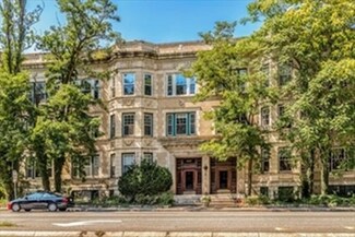 497 Boylston St Unit 1, Brookline, MA 02445