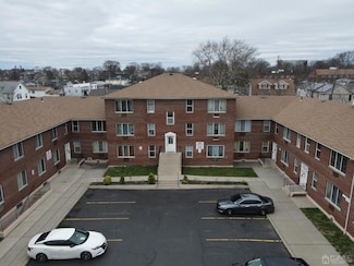646-662 Port Richmond Ave, Out Nj, NY 10302