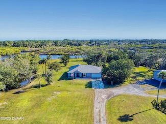 977 Bay Dr, New Smyrna Beach, FL 32168