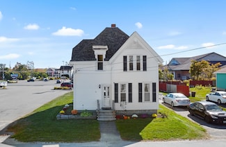 8 Cottage St, Milbridge, ME 04658