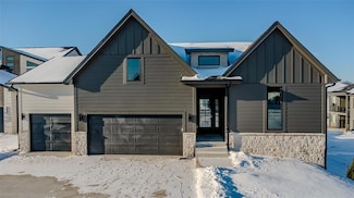 347 S Cedar Ridge Cove, West Des Moines, IA 50266