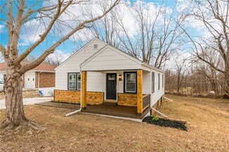802 SW Walnut St, Blue Springs, MO 64015