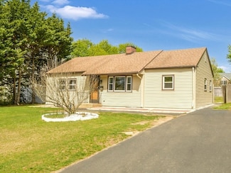 41 Woodland Ave, Brockton, MA 02301