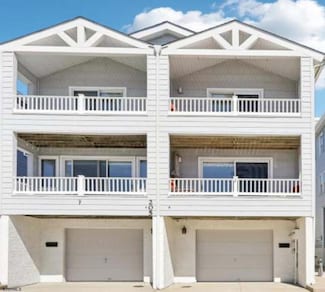 205 4th St N, Brigantine, NJ 08203
