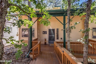 335 Sandia Cir, Munds Park, AZ 86017