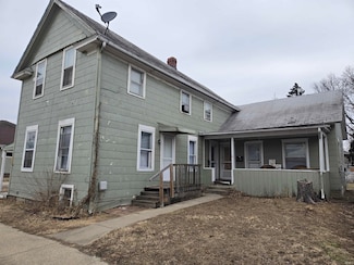 528 W 4th St, Mishawaka, IN 46544
