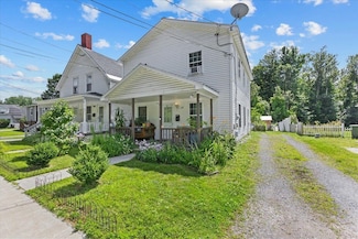 68 Nason St, Saint Albans City, VT 05478