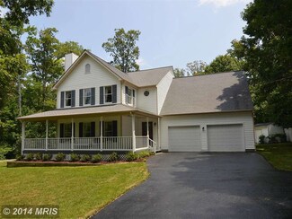 5747 Walcott Ave, Fairfax, VA 22030