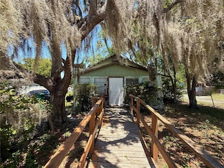 2001 Bates Ave, Eustis, FL 32726