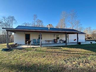 9781 E New Philadelphia Rd, Salem, IN 47167