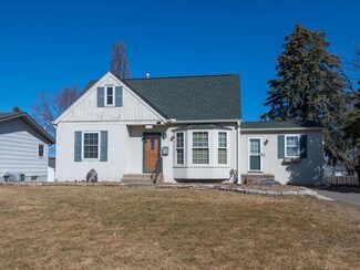 1133 3rd Ave E, Shakopee, MN 55379