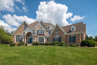 28413 W Harvest Glen Cir, Cary, IL 60013