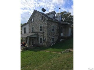 5238 Churchview Rd, Zionsville, PA 18092
