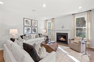 11921 Casabella Dr, Huntersville, NC 28078