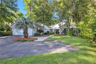 60 Edgewood Dr, Hilton Head Island, SC 29926