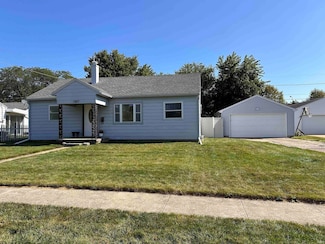1307 Parkway Ct, Lafayette, IN 47905