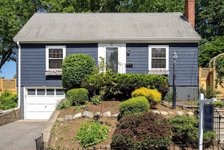 31 Whitman Ave, Melrose, MA 02176