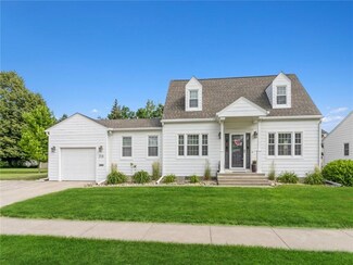 1718 Lucinda St, Perry, IA 50220