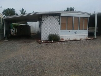 19081 E Palm Ln Unit 24, Black Canyon City, AZ 85324