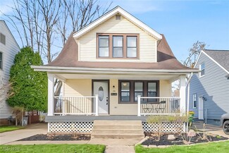 394 E 322nd St, Willowick, OH 44095