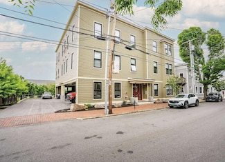65 Munjoy St Unit 4, Portland, ME 04101
