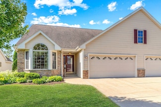 1923 Cedar St, Grafton, WI 53024
