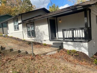 903 Forest Dale Ln, Hixson, TN 37343