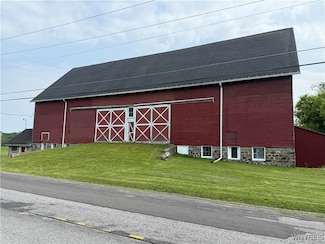 11237 Porterville Rd, East Aurora, NY 14052