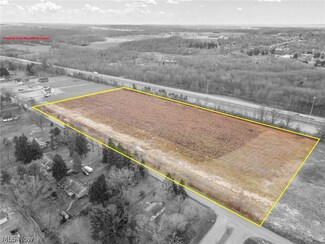 6806 S Raccoon Rd, Canfield, OH 44514