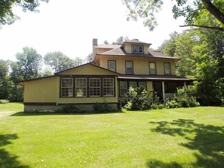 38 Pleasant St, Bethlehem, NH 03574