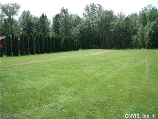 8507 Tuttle Rd, Bridgeport, NY 13030