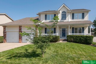 8609 S 98th Cir, La Vista, NE 68128